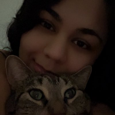 tiffyfps's profile picture. happy