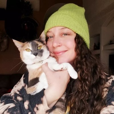 charlotte12382's profile picture. Open Minded With Word ✌️💞💚 5.7 curly &curvy 💋😘