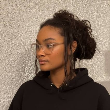 Onyinye________'s profile picture. 