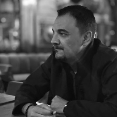 two_na2681's profile picture. ❤️🇹🇷🤍Mustafa Kemal ATATÜRK❤️🇹🇷🤍, o bir FENERBAHÇE aşığı ve sevdalısı💙💛 o bir Eskişehirli❤️🖤         takip kısıtlaması var geçde olsa dönüş yapıyorum