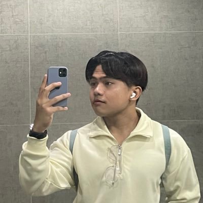 pchdanik's profile picture. eternal sunshine