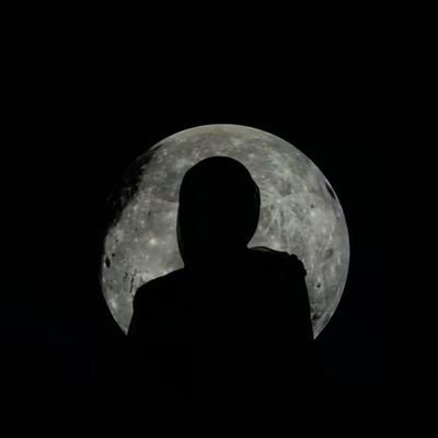 dainty_diiva's profile picture. leave it glowing, and it won't crack🙃❤️🥃.
Anime😌|| Calligraphy ✍️|| Linguist || introextrovert😚❤️.