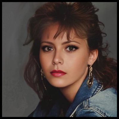 Tracy C. Cruze 🧩さんのプロフィール画像