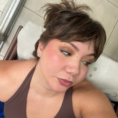 ceibodecabeza's profile picture. tan solo una man con tuiter.