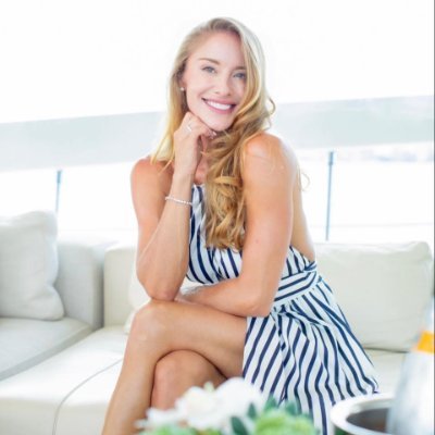 Michell27533221's profile picture. I am not a plastic surgeon, I am just a person who helps people who have lost confidence in life because of their appearance to regain their confidence.