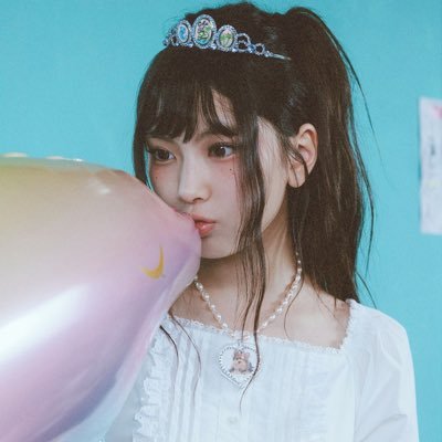 AnnaOal63839's profile picture. STAN NEWJEANS FOR A BETTER LIFE! I love newjeans so much! #1 Hyein stan!!! NEWJEANS STAN SINCE PRE DEBUT!! 19