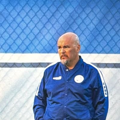 SouthSubSA's profile picture. FE, FAMILIA, FUTBOL
UIC '97, SXU '10 
Hecho en La Piedad, Michoacán
Head Men's and Women's Coach 
@ South Sub College
USSF B