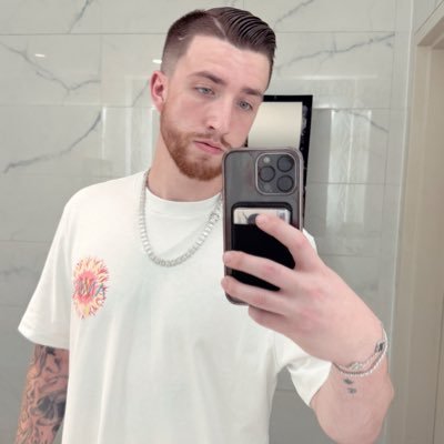 FelonyTrades's profile picture. Systematic Options & Equity trader🧙‍♂️ 
Serial Entrepreneur 💰
Crypto Dip Buyer 🪙