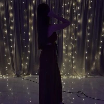 moreeprr's profile picture. el rocanrol llevándose todo lo que soy