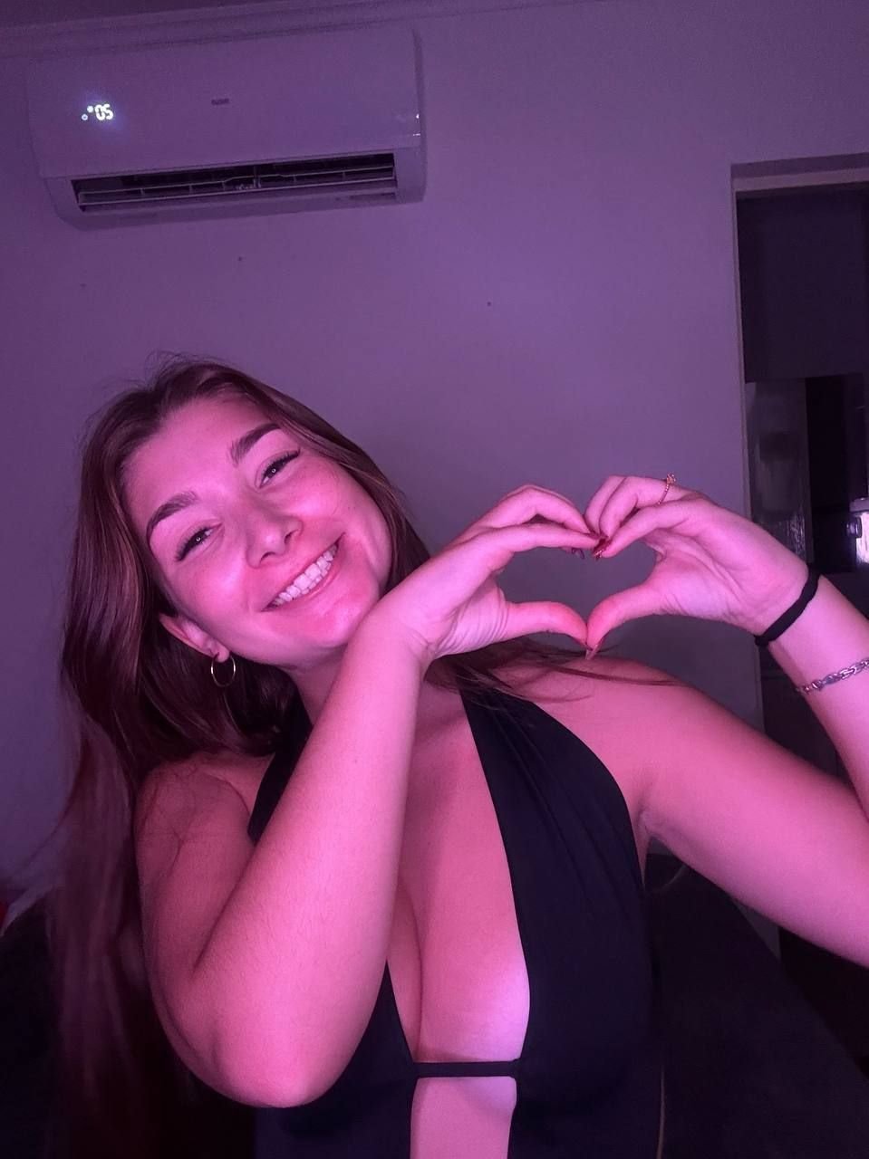 ermelinda31387's profile picture. hiii 19 female - new backup account
looking for nice people /besties for chats