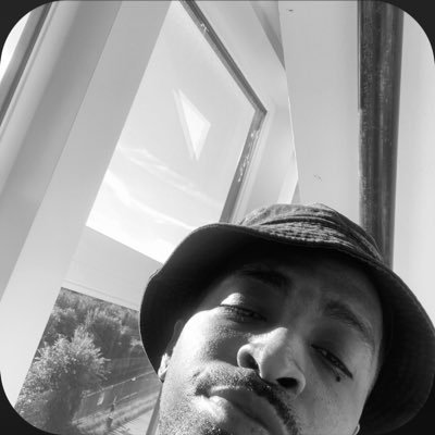 _sdennnis's profile picture. Jus keep livin..