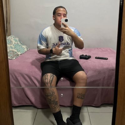 crfph01's profile picture. 1950 | Decida correr atrás do que te motiva.