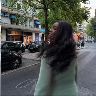 TaliiTulli's profile picture. Attorney⚖️ | #GoUtes👩🏾‍🎓 | #SportsLover💪🏾| #SocaJunkie🇯🇲🇬🇧🇹🇨 | ”With Luck, Forward” -Remy🐭 |“To Thine Own Self Be True“ - Shakespeare📜