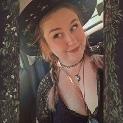 intr0specti0n's profile picture. why not✨