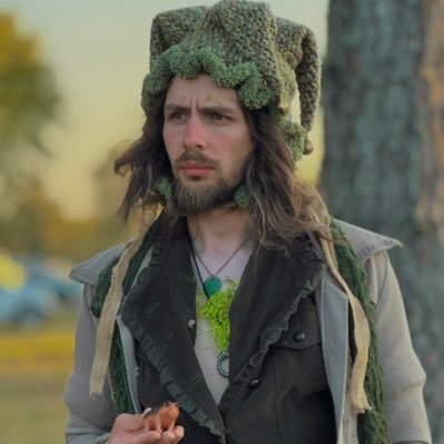 taylorlpate's profile picture. shrike.              flew too close to the sun.