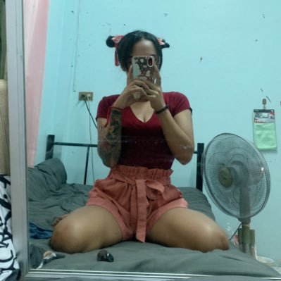 nira_420's profile picture. วอลเล็ต 0989931232📌☺️ N' นิรา แปลว่าบุคคลไร้นิรนาม 🌻