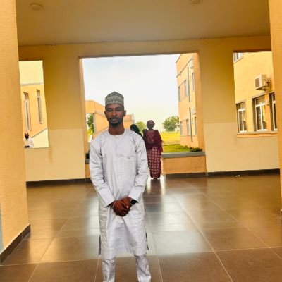 Yahaumar's profile picture. medical politicians