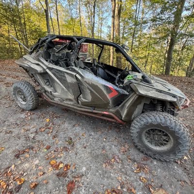 xMUrunr's profile picture. Mizzou, Blues, Cardinals, and Denver Bronco fan. family, friends and boating on the Mississippi River.  In addition somewhat sarcastic. 2A and common sense.