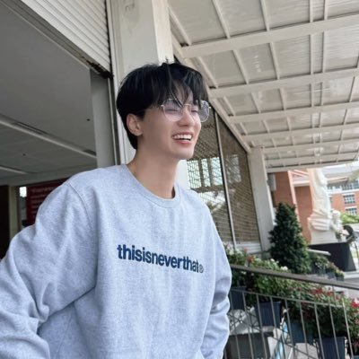 taqparis's profile picture. knp