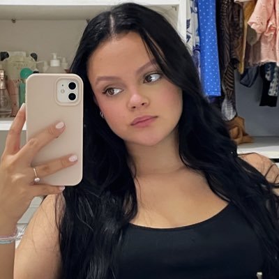 jullylelis's profile picture. 24y