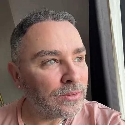 johnnyblue0779's profile picture. 