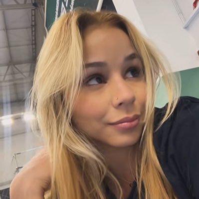 truesavre's profile picture. 