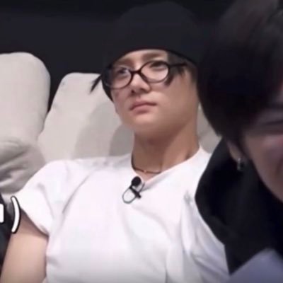 potatogirl_4's profile picture. 난아직만스무살어린이인데너무색시를바라네나한테