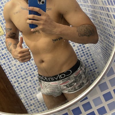 lekedotadao's profile picture. Leke dotado , pegada de macho , punheteiro é pauzudo 21 cm de puro prazer. 😈 descubra mais no link abaixo ⬇️