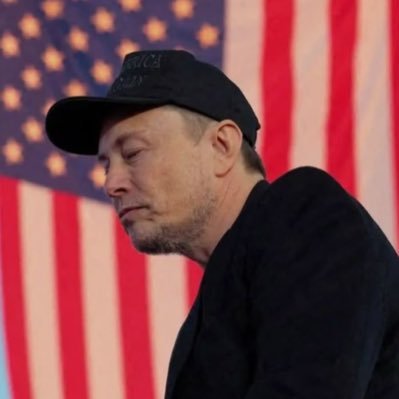 Reeve_TSLA's profile picture. 