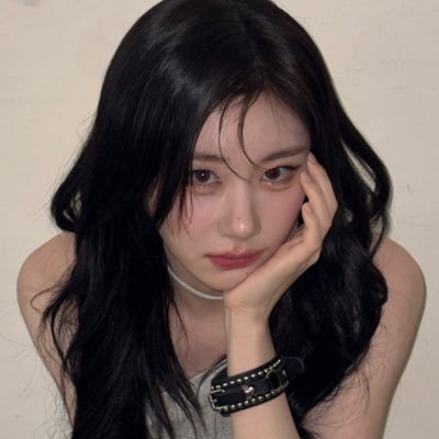 fyedalla's profile picture. 