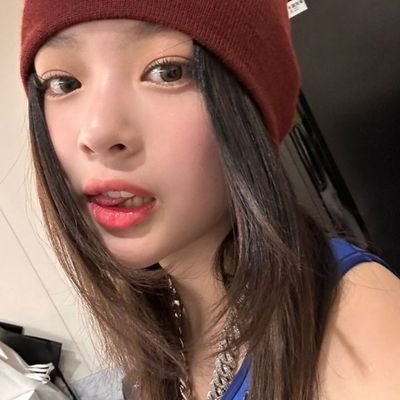 leadkyz's profile picture. currently sobreviviendo