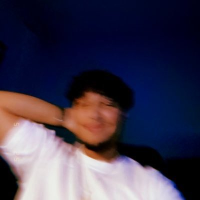 rmcesar0's profile picture. 🛸Nerds are Cool