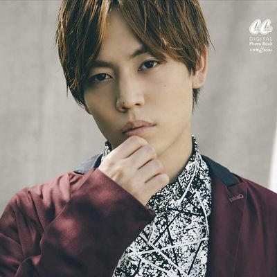 wlc_da_ice_toru's profile picture. みんなから岩岡徹って呼ばれてます。 Da-iCEの岩岡徹です。 個人チャンネルへようこそ！ いつも応援ありがとうございます。 これからも皆さんと一緒にこの道を歩んでいけることが本当に嬉しいです👏 これからもたくさんの情報やイベントをお届けしていきますので、楽しみにしていてください！💐❣️🎶🎙️