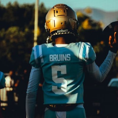TheOfficialDami's profile picture. Dami Oguntibeju | Class Of 2030| Quarterback🎯 | Ht: 6’0 Wt:150 | GPA:3.8| Inquires: Damioguntibeju@icloud.com