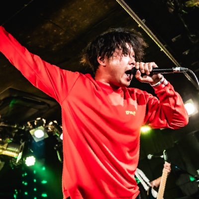 aloud_vo's profile picture. Aloudのボーカル 群馬在住です バンドアカウント@aloud_004 サブスク https://t.co/WYwt2YMWLbオススメの楽曲はThen I'll Forget You TikTok https://t.co/asnwVzMeZv