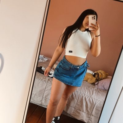 canndeledezma1_'s profile picture. En mi mundo solo existo yo🧚🏼‍♀️🤍✨