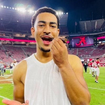 123hidee's profile picture. 🇯🇵 / #WeAreTheKrewe / #DifferentHere / #RollTide 🐘/ #DirtyWater / #KDFC