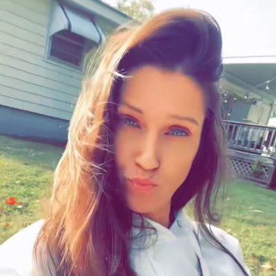 briann2411's profile picture. 