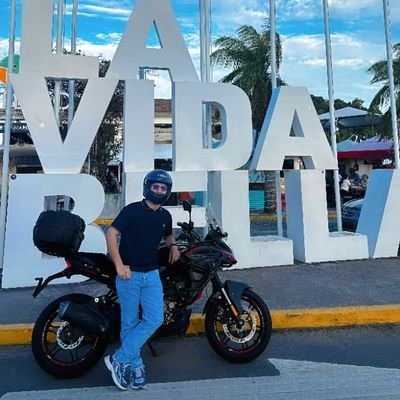 SaliGthony5's profile picture. Guaro 💛💙❤️.
Non Vedo, Non Sentó, Non Parlo!