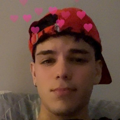 vittyb0y's profile picture. anonimato no fandom anitter e arianator