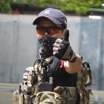 pon32123's profile picture. 息子(2才8ヶ月👶)と10禁サバゲーに行くことを夢見る一般サバゲーマー。MP7をこよなく愛しています。サバゲー / airsoft / 株 / 育児 / 筋トレ💪