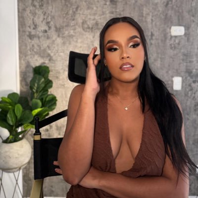 tinagalvis2's profile picture. un día a la vez 🪄