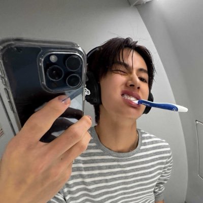 fywishxshyeon's profile picture. 