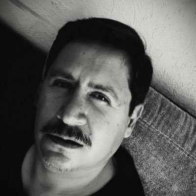 MannPrieto's profile picture. Dicen que me han de quitar las veredas por donde ando. Las veredas quitarán, pero la querencia cuando✍🏽