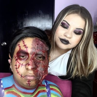 Azeneth_gr14's profile picture. 𝑬𝒔 𝒄𝒐𝒎𝒑𝒍𝒊𝒄𝒂𝒅𝒐, 𝒑𝒆𝒓𝒐 𝒕𝒐𝒅𝒐 𝒔𝒆 𝒅𝒂 𝒆𝒏 𝒔𝒖 𝒎𝒐𝒎𝒆𝒏𝒕𝒐🖤