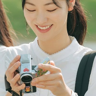 stnrd17's profile picture. random (re)tweet