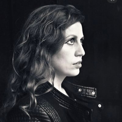 danielaesnerova's profile picture. 🇨🇿🇸🇰 Financial journalist #binders 📝🖊️