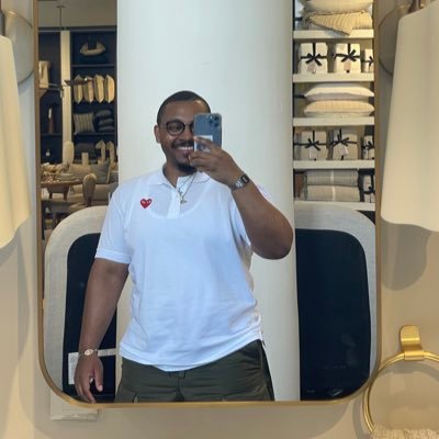 @RobWalks_