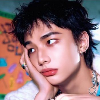 retdstar's profile picture. 