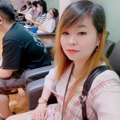 santi8896's profile picture.